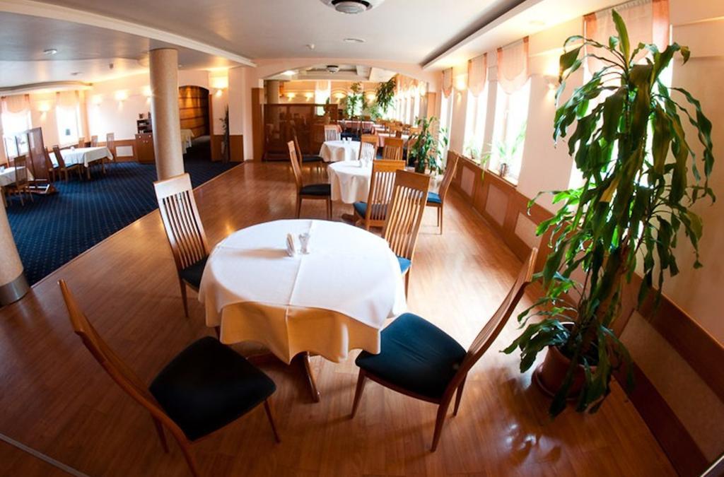 Hotel Naramowice Πόζναν Εξωτερικό φωτογραφία
